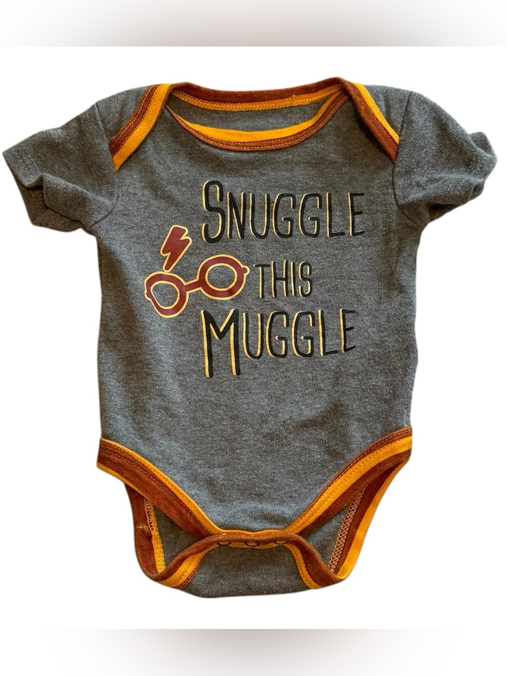 Harry Potter Snuggle This Muggle Baby Bodysuit 0-3M Gryffindor Colors